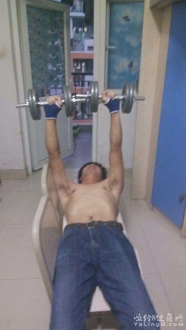 卧推，呼呼~