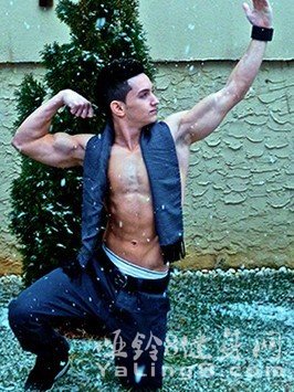 肌肉男养成记