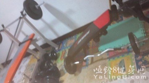 90后瘦弱男生