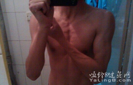 100斤不到的男人健身3个月