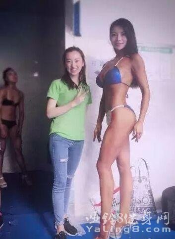 国内女子健美大赛,比拼身材,展现健康