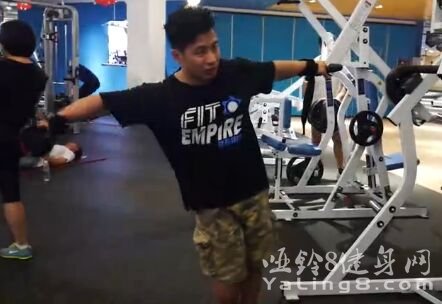 三角肌中束薄弱提高方法