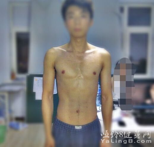 瘦人正规健身变化效果图