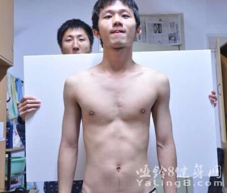 看我一年健身增重前