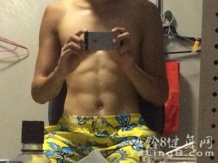 骨架小的男生健身